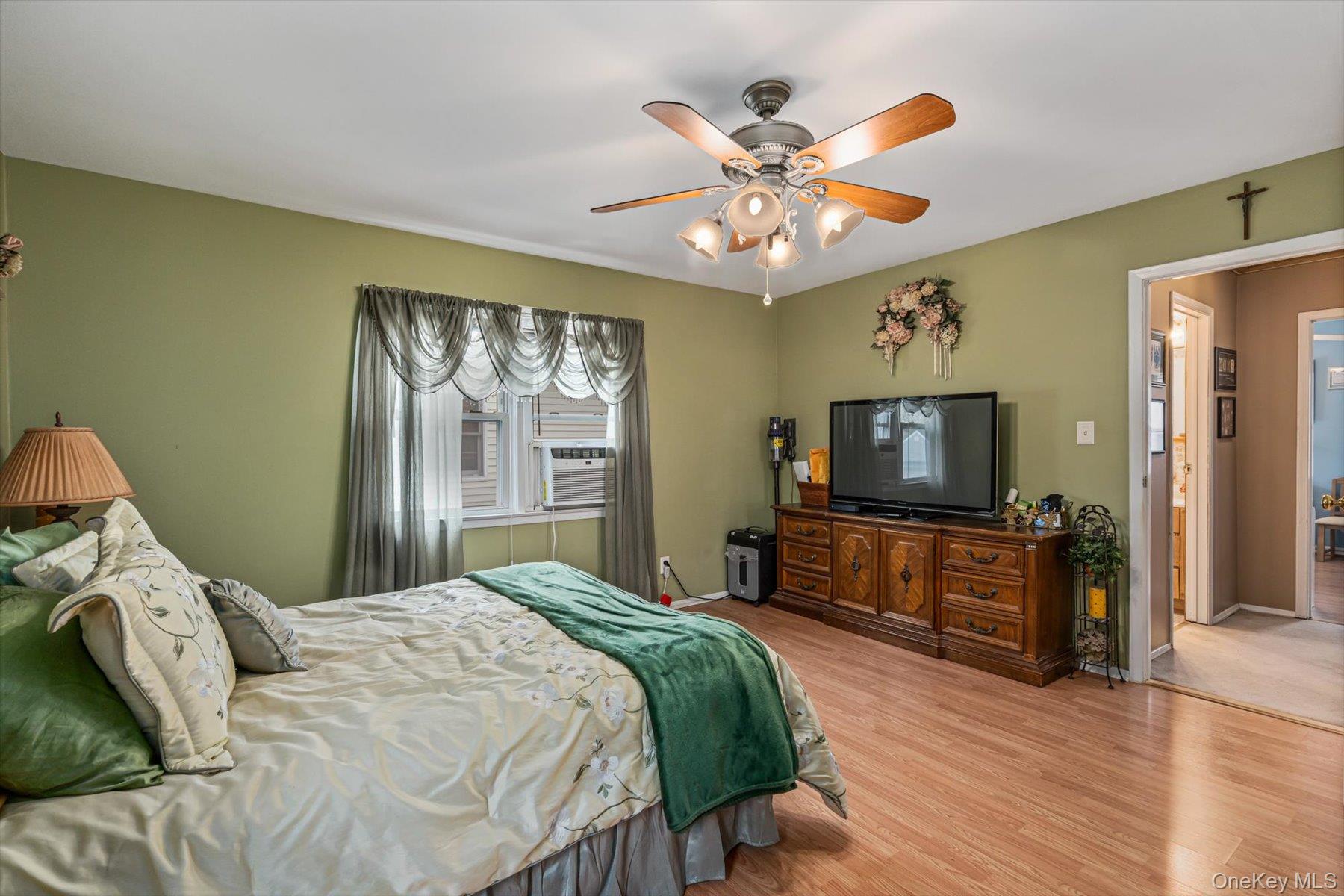 79-42 264th Street Queens, NY 11004 - Photo 15 of 26