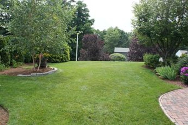 41 Westview Road Worcester, MA 01602 - Photo 4 of 19