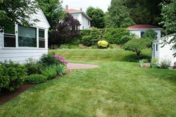 41 Westview Road Worcester, MA 01602 - Photo 5 of 19