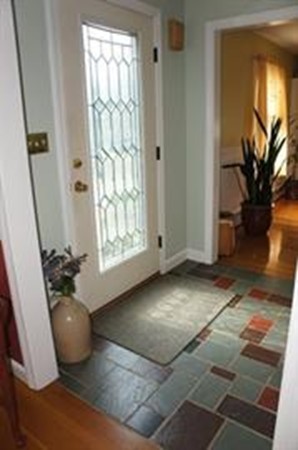 41 Westview Road Worcester, MA 01602 - Photo 6 of 19