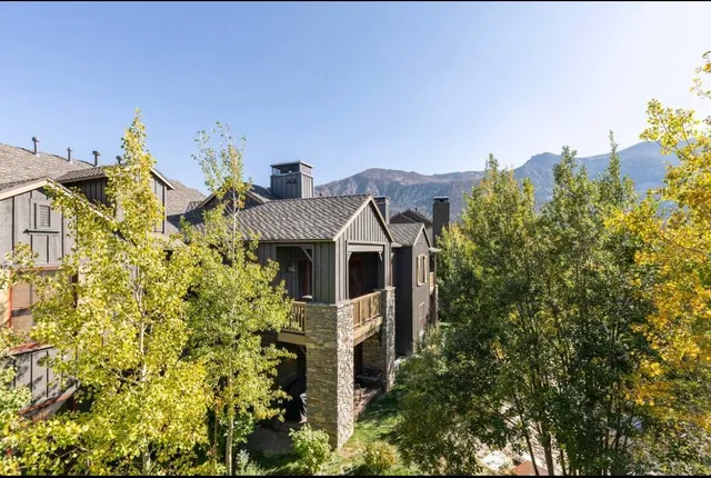 $1,500,000 | 1123 Pyramid Peak Drive, Unit 1123, Mammoth Lakes, CA 93546