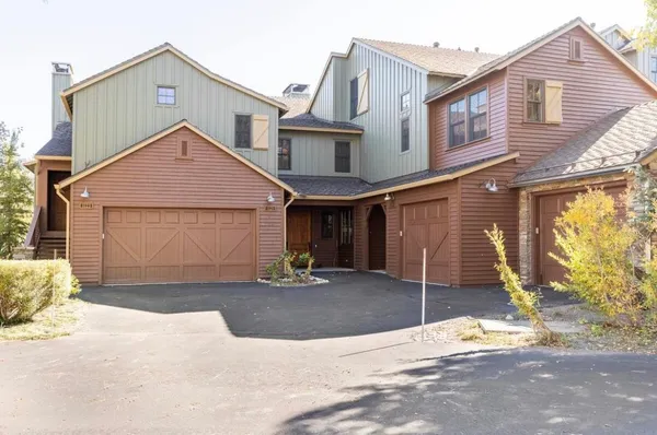 $1,420,000 | 1123 Pyramid Peak Drive, Unit 1123, Mammoth Lakes, CA 93546