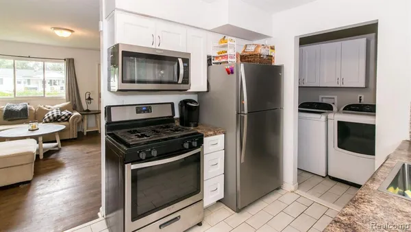 $1,900 | 1203 Commonwealth Avenue, Ypsilanti, MI 48198