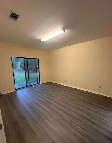 $1,800 | 1940 Bluewater Bay Boulevard, Unit 3, Niceville, FL 32578