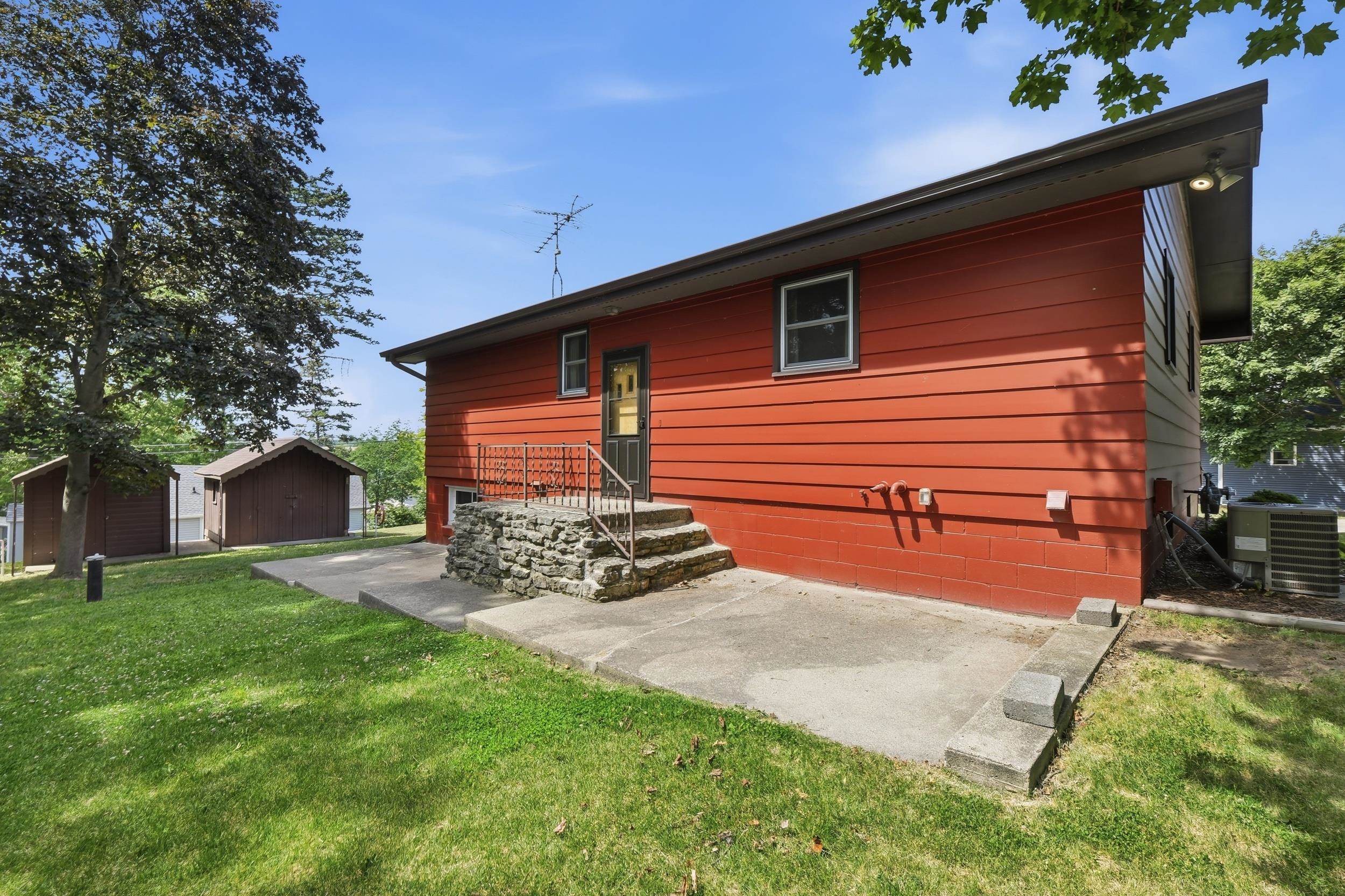 11140 North Ridge Road Edgerton, WI 53534 - Photo 32 of 39