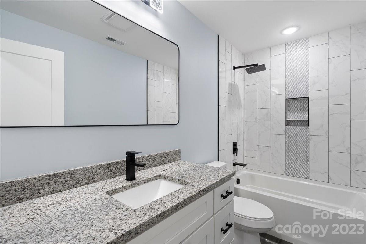 3728 Fieldcrest Road Charlotte, NC 28217 - Photo 16 of 25 Gallery Image 16