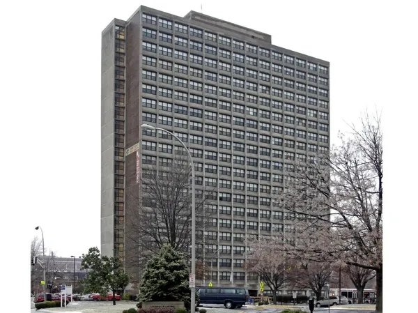 $650 | 850 West Muhammad Ali Boulevard, Louisville, KY 40203