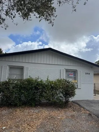$2,060 | 5914 Haverhill Road, West Palm Beach, FL 33407