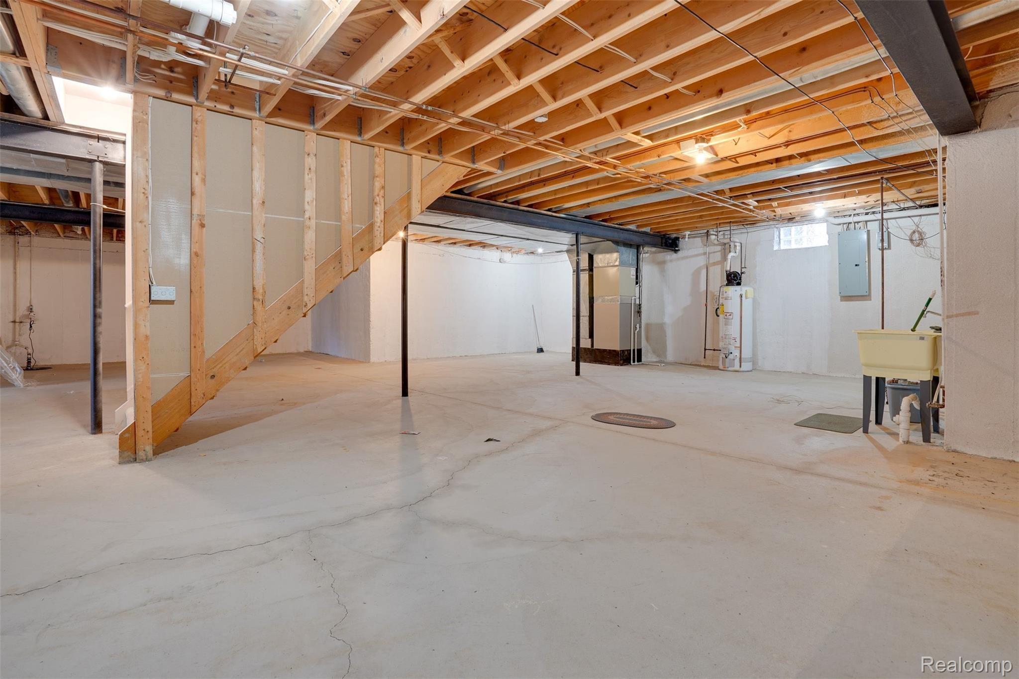 58041 Pheasant Ridge Washington, MI 48094 - Photo 60 of 62 DSC03803HDR.jpg