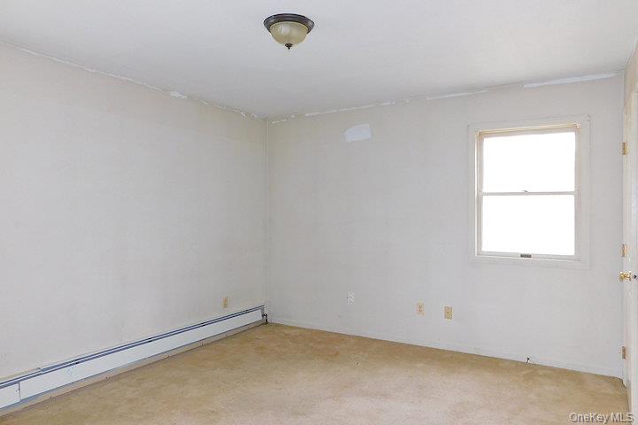 83 Hunt Road Wallkill, NY 12589 - Photo 21 of 25 Bedroom 4 cont..........