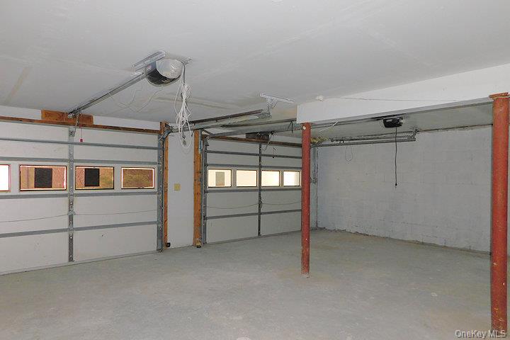 83 Hunt Road Wallkill, NY 12589 - Photo 22 of 25 Spacious Attached Garage