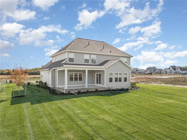 $797,338 | 160 Jade Creek Drive, Greece, NY 14468