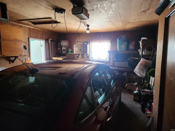 $157,500 | 866 West Franklin Street, Berne, IN 46711