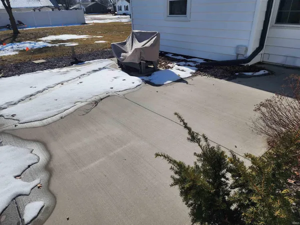 $157,500 | 866 West Franklin Street, Berne, IN 46711