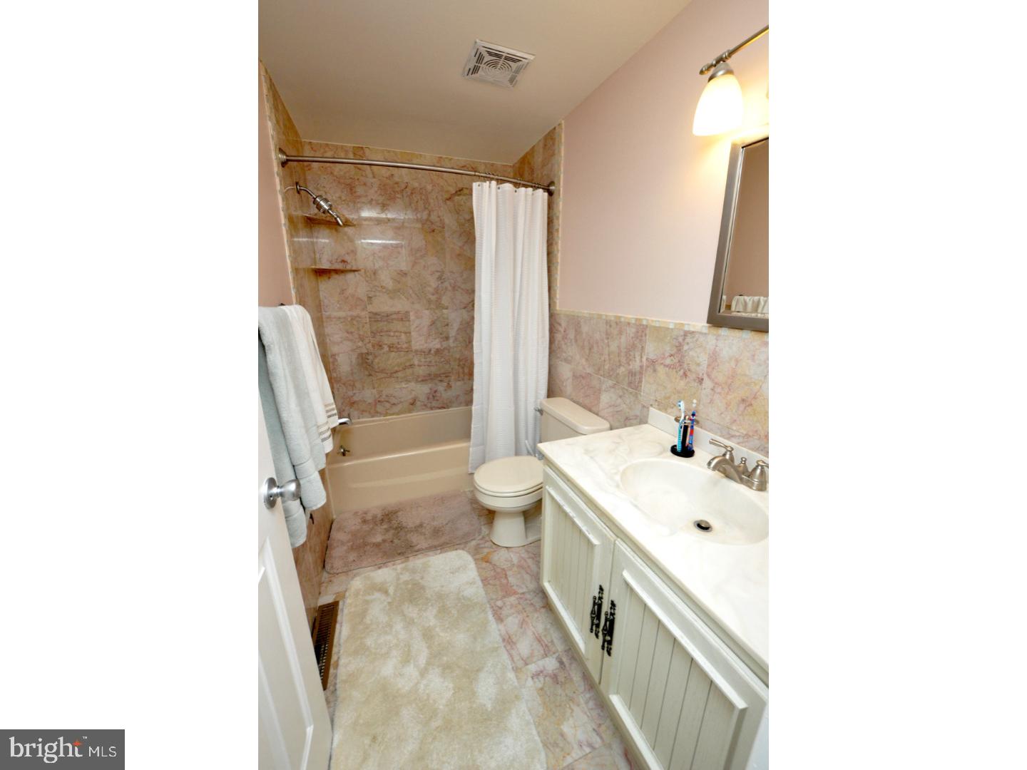 1027 Rymill Run Cherry Hill, NJ 08003 - Photo 16 of 23 Gallery Image 16