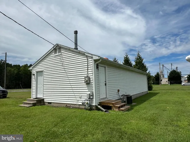 $199,000 | 3 Delaware Avenue, Delmar, DE 19940