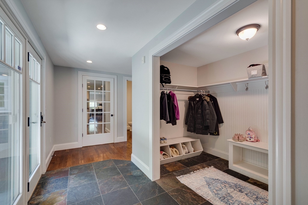 122 Crescent Road Concord, MA 01742 - Photo 13 of 34