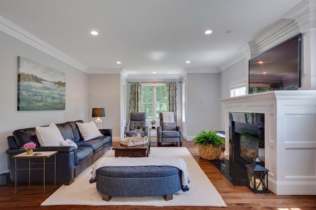 122 Crescent Road Concord, MA 01742 - Photo 7 of 34