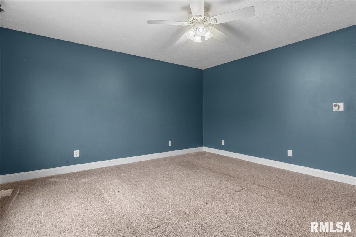 4112 Blair Drive Springfield, IL 62712 - Photo 15 of 35