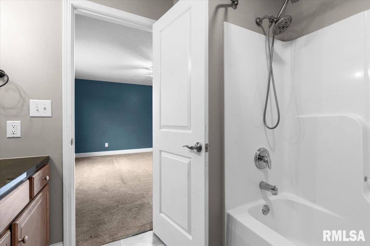 4112 Blair Drive Springfield, IL 62712 - Photo 18 of 35