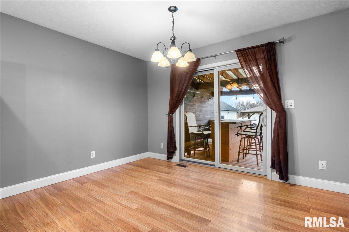 4112 Blair Drive Springfield, IL 62712 - Photo 9 of 35