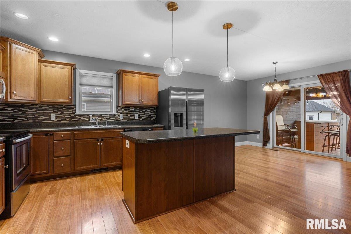 4112 Blair Drive Springfield, IL 62712 - Photo 10 of 35