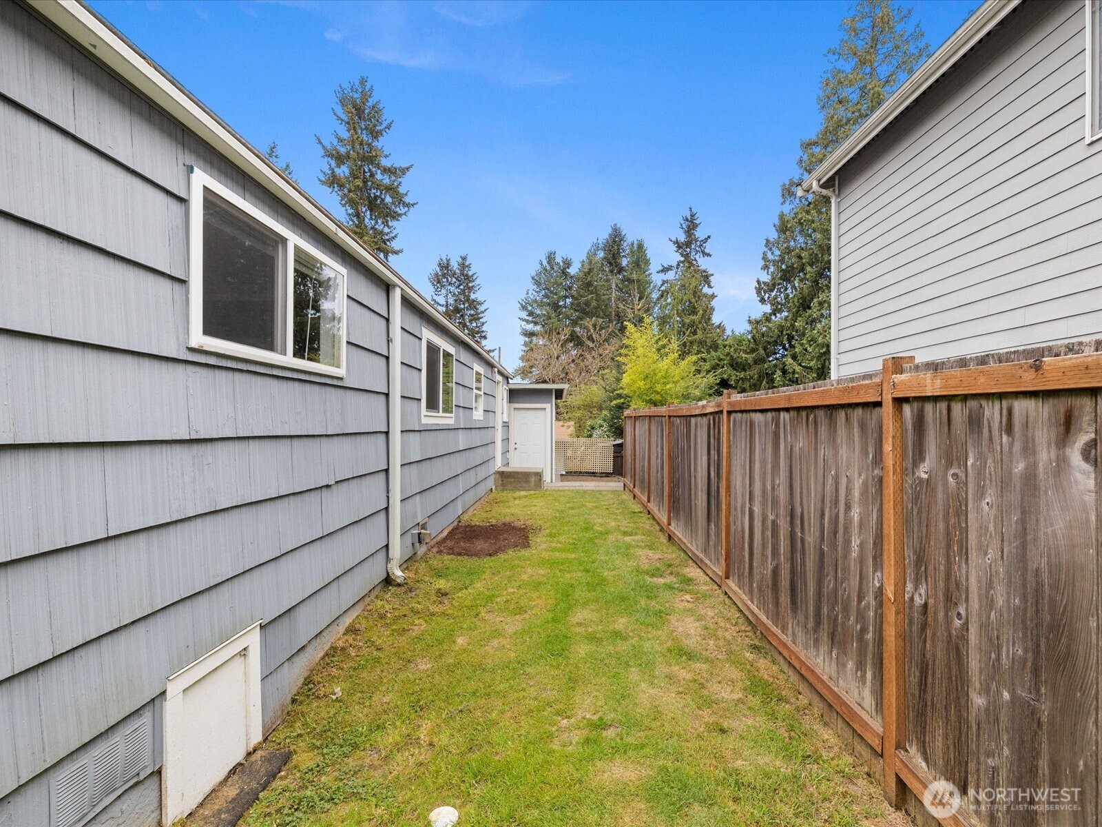 7631 201st Street Southwest Edmonds, WA 98026 - Photo 32 of 34