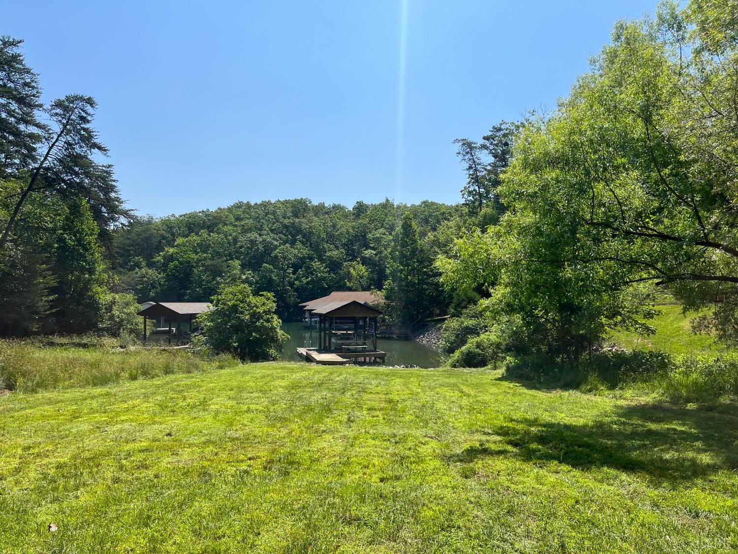 0 Windmere Trail Moneta, VA 24121 - Photo 2 of 2 a view of an outdoor space and yard