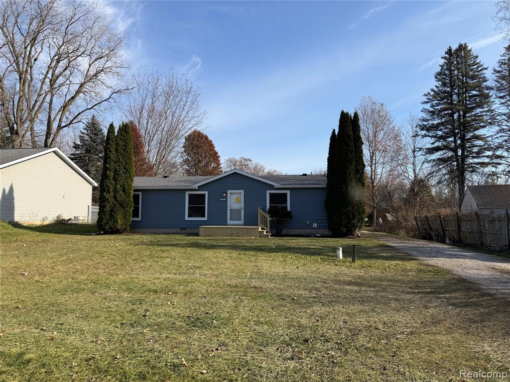 2218 Disch Street Flushing, MI 48433 - Photo 2 of 24