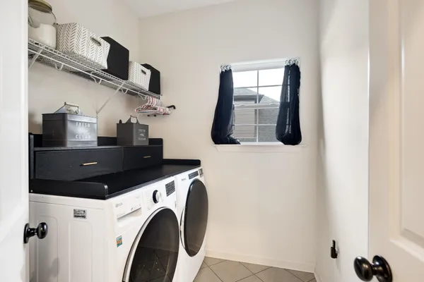 $449,900 | 60 Laurel Glen Drive, Oakland, TN 38060