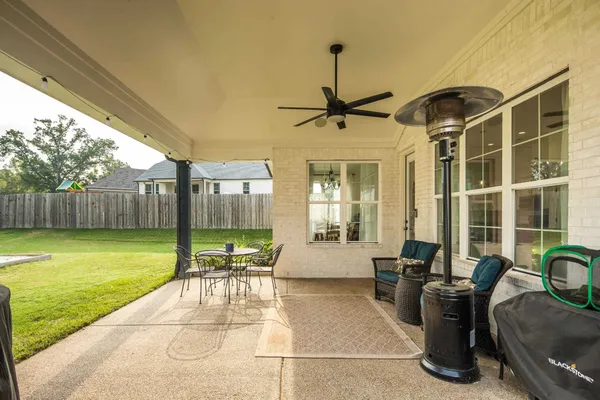 $449,900 | 60 Laurel Glen Drive, Oakland, TN 38060