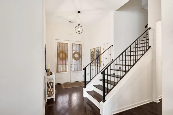 $449,900 | 60 Laurel Glen Drive, Oakland, TN 38060