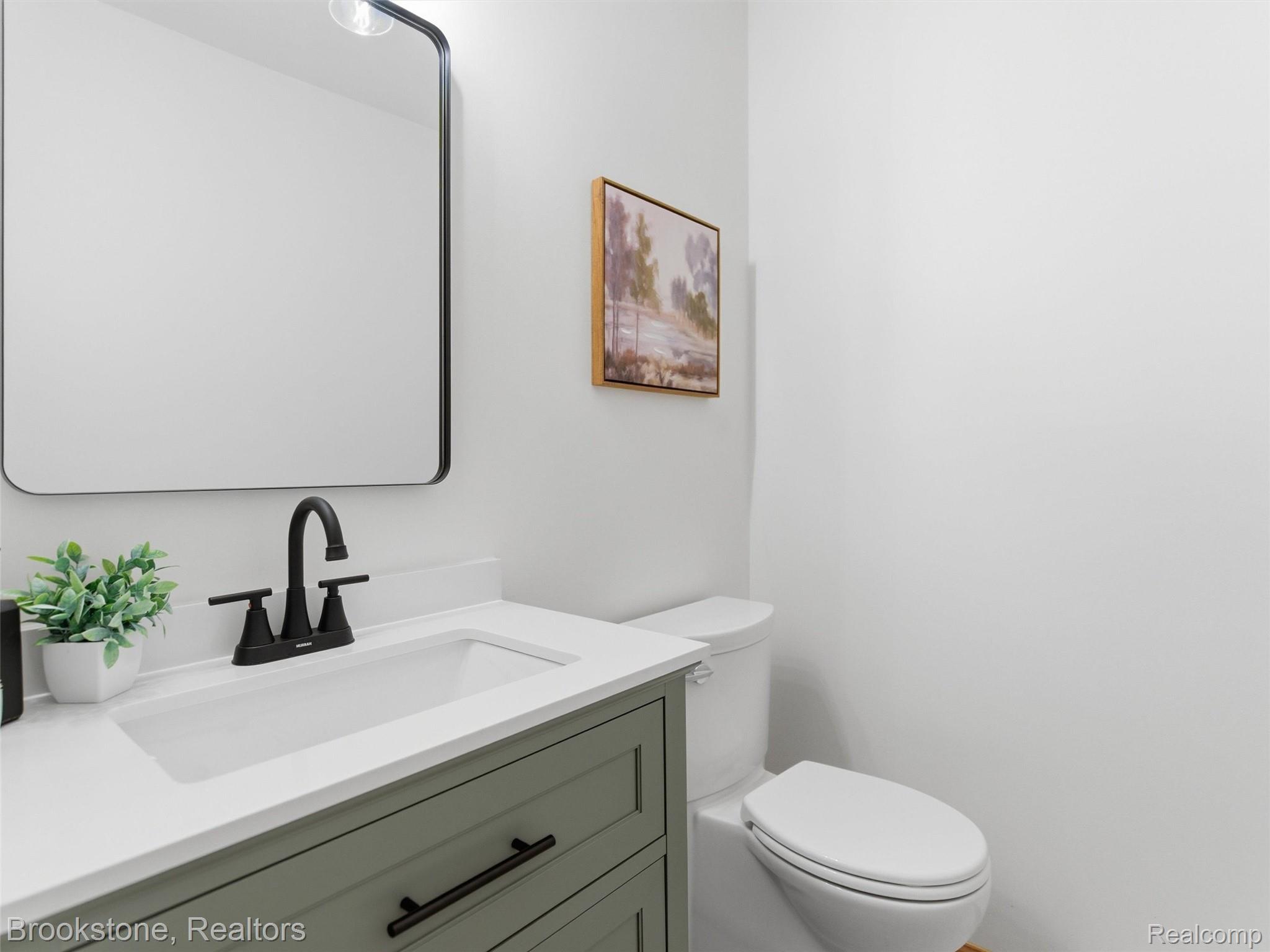 6512 White Lake Road Clarkston, MI 48346 - Photo 27 of 69 Half Bath on First Floor