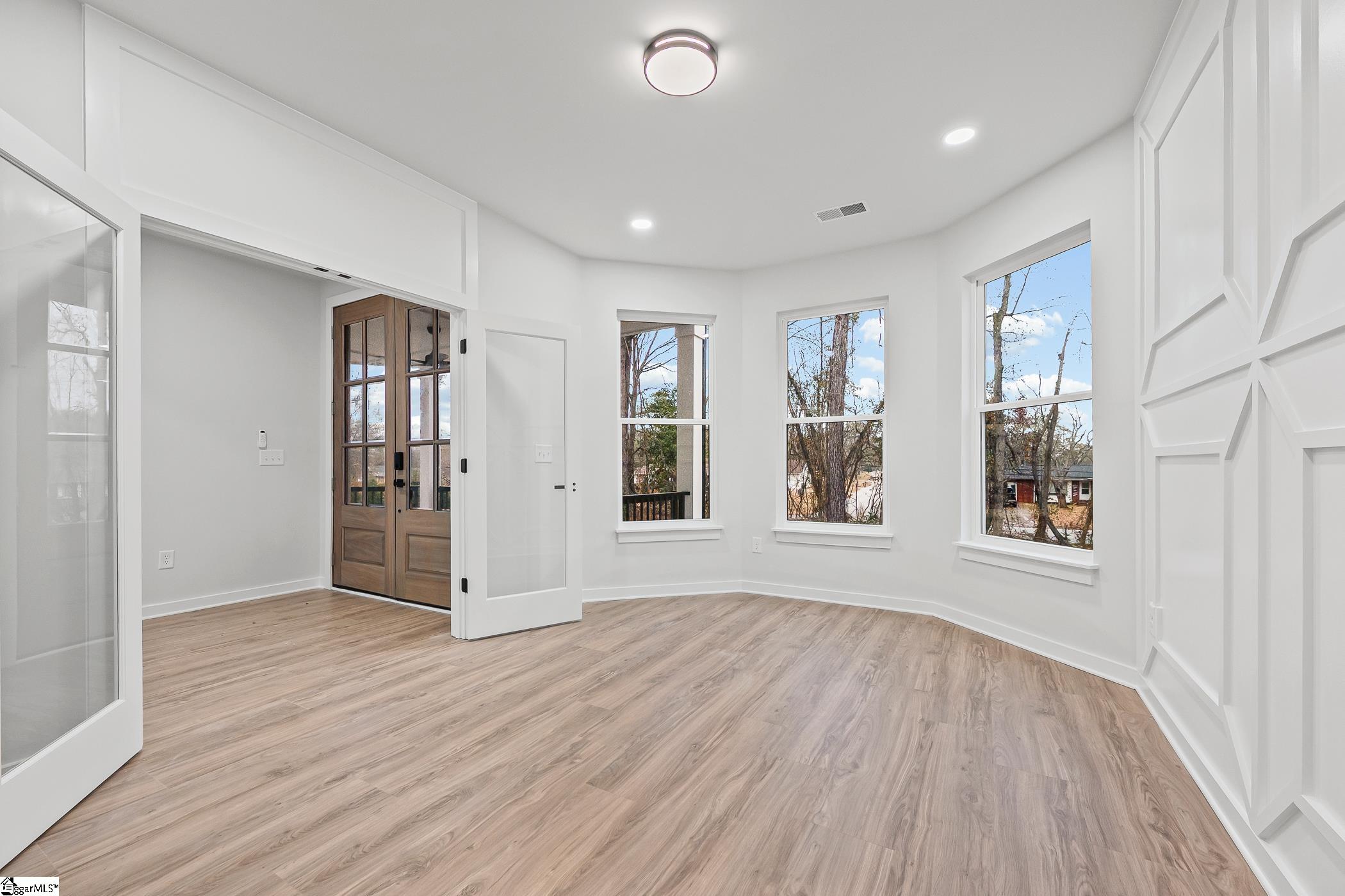 323 Hunts Bridge Road Greenville, SC 29617 - Photo 30 of 32