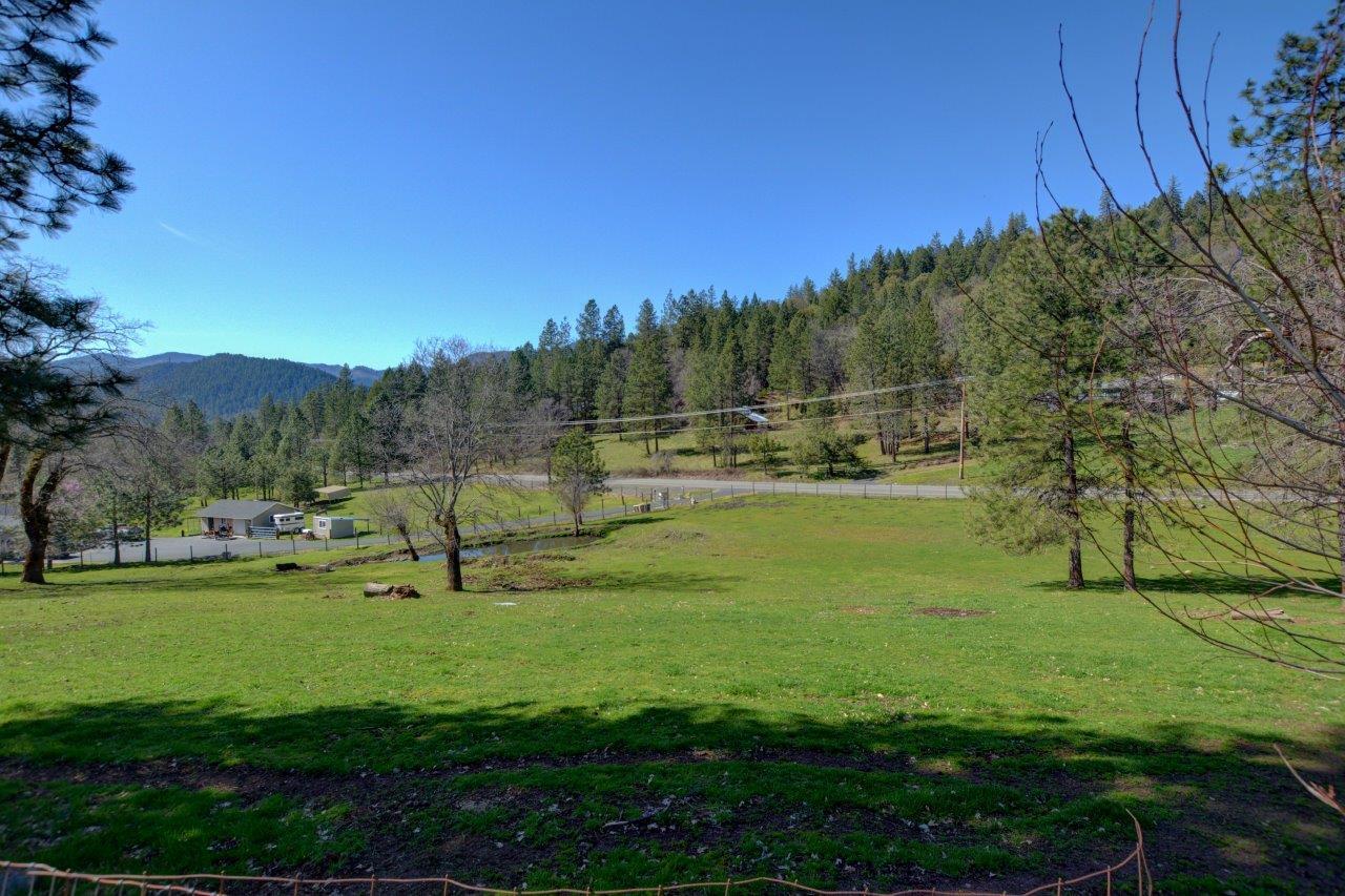 2681 Robertson Bridge Road Grants Pass, OR 97526 - Photo 37 of 42 DSC_6885_6_7