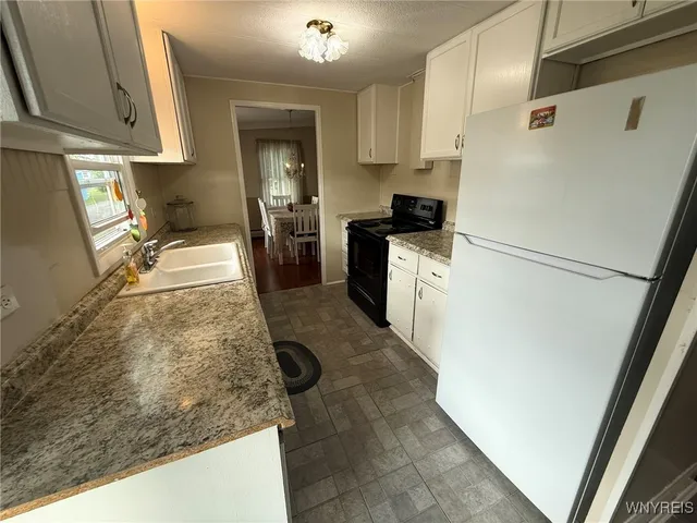 $52,500 | 125 Sherwood Drive, Lockport Town, NY 14094