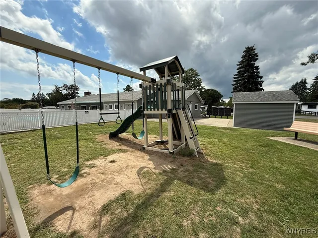 $52,500 | 125 Sherwood Drive, Lockport Town, NY 14094