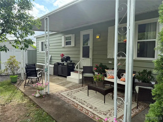 $52,500 | 125 Sherwood Drive, Lockport Town, NY 14094