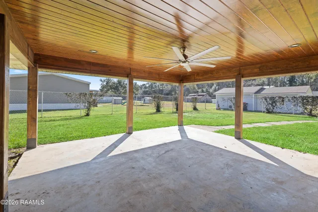 $275,000 | 334 Fortune Road, Youngsville, LA 70592