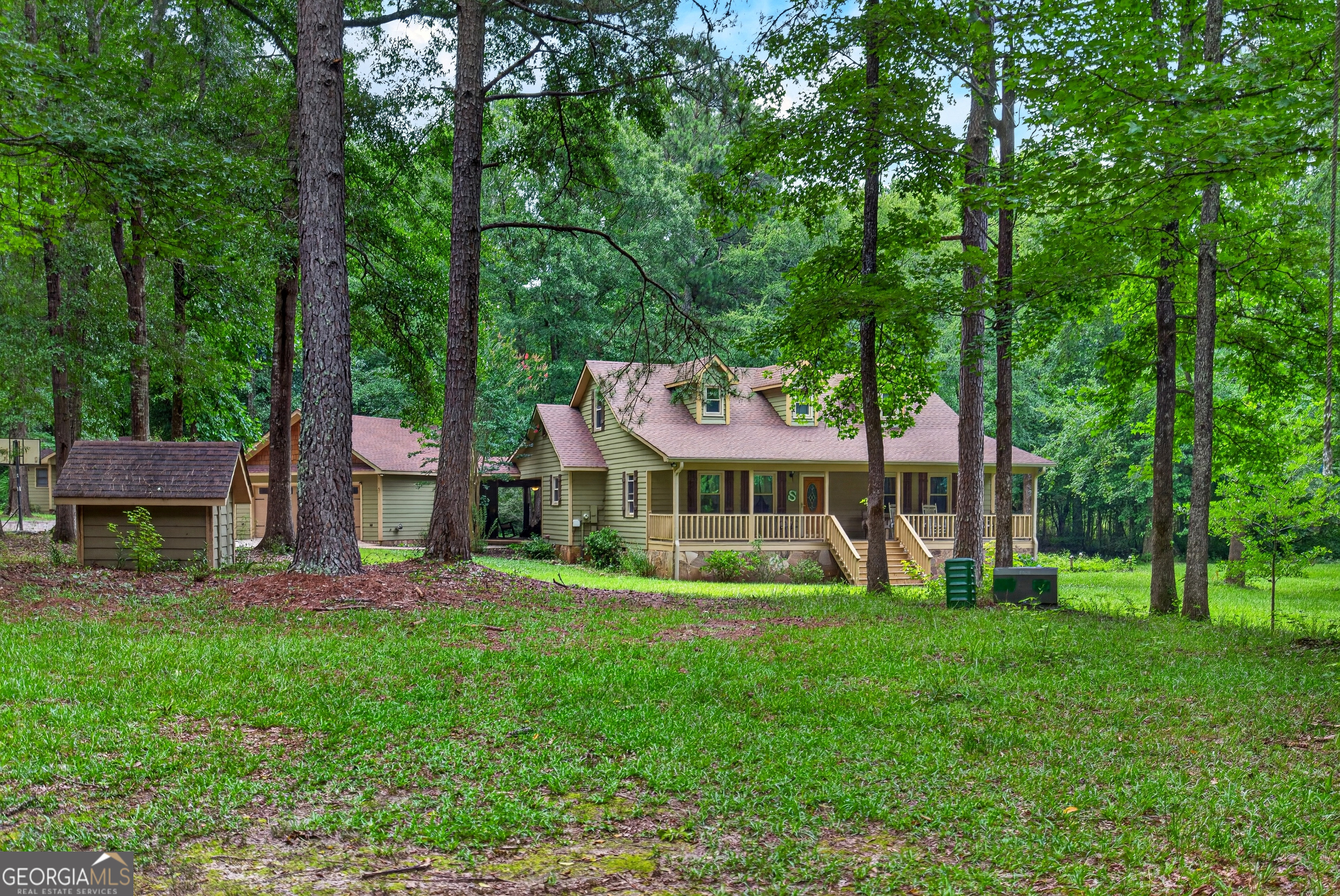 697 John Lovelace Road LaGrange, GA 30241 - Photo 4 of 48
