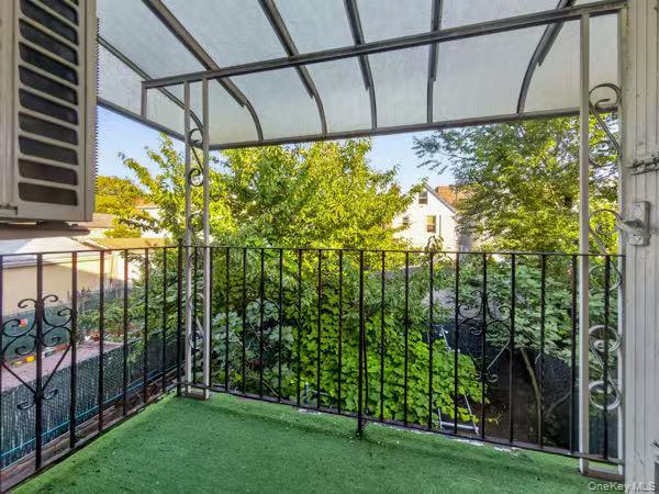 102-08 62nd Road Queens, NY 11375 - Photo 8 of 20