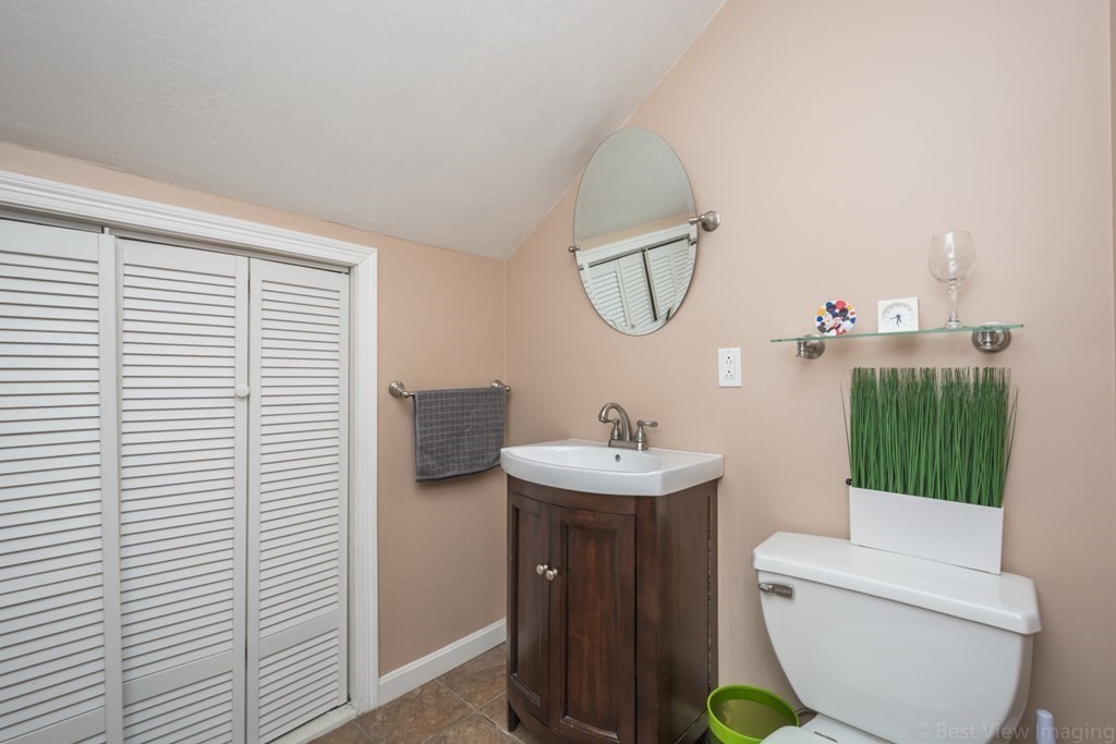 10 Ashburnham Road Worcester, MA 01605 - Photo 19 of 27 Gallery Image 19