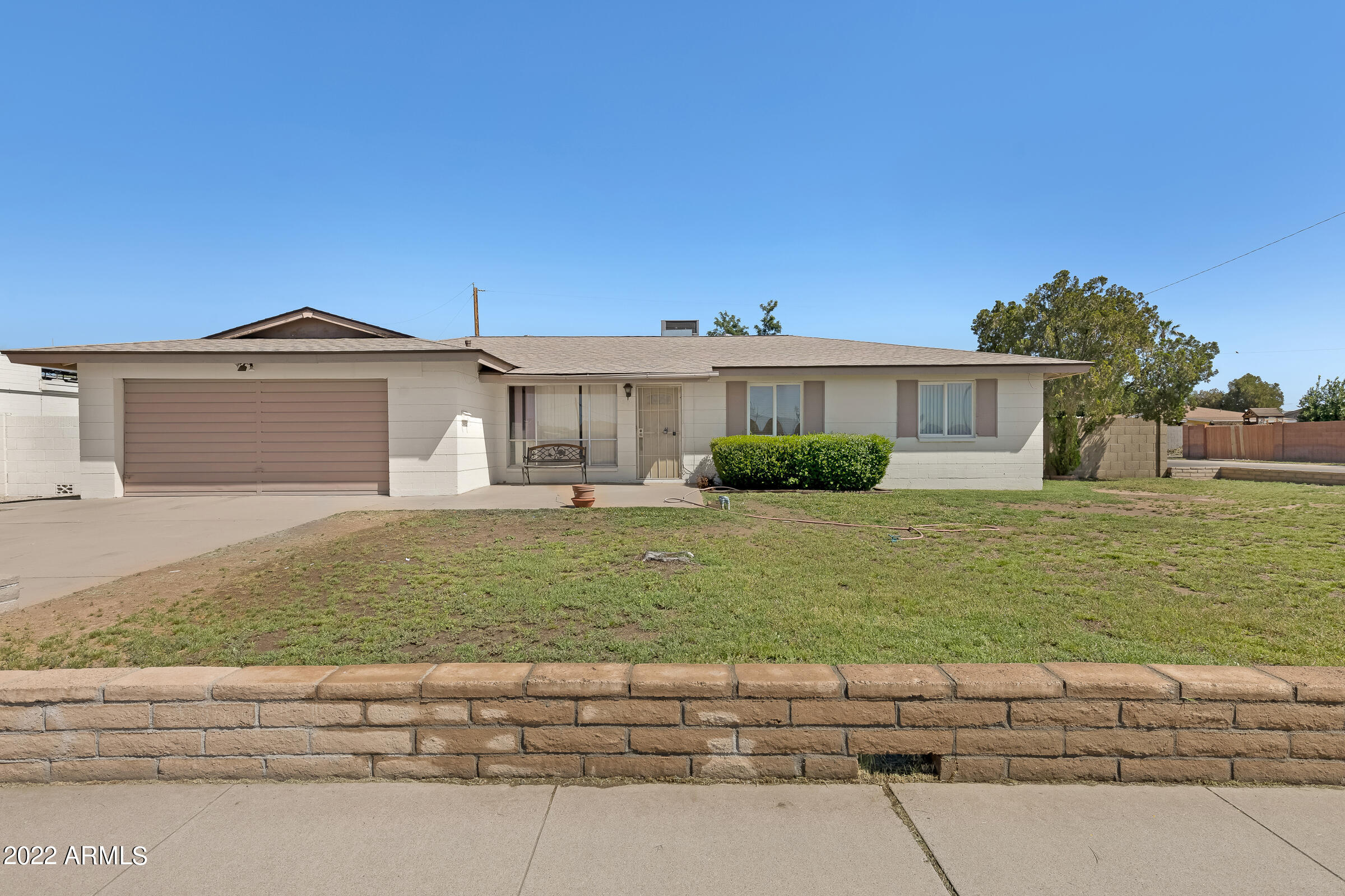 3220 W Thunderbird Rd-1