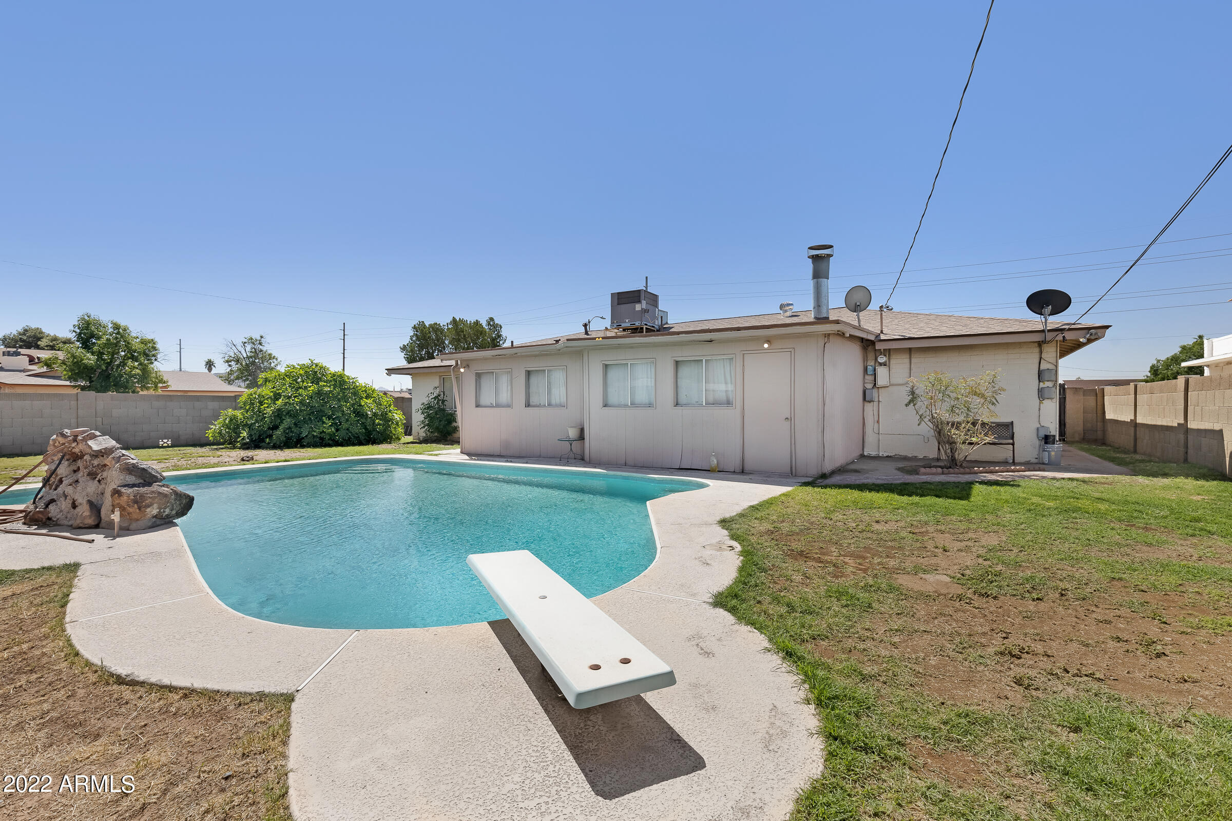 3220 West Thunderbird Road Phoenix, AZ 85053 - Photo 19 of 23 3220 W Thunderbird Rd-28