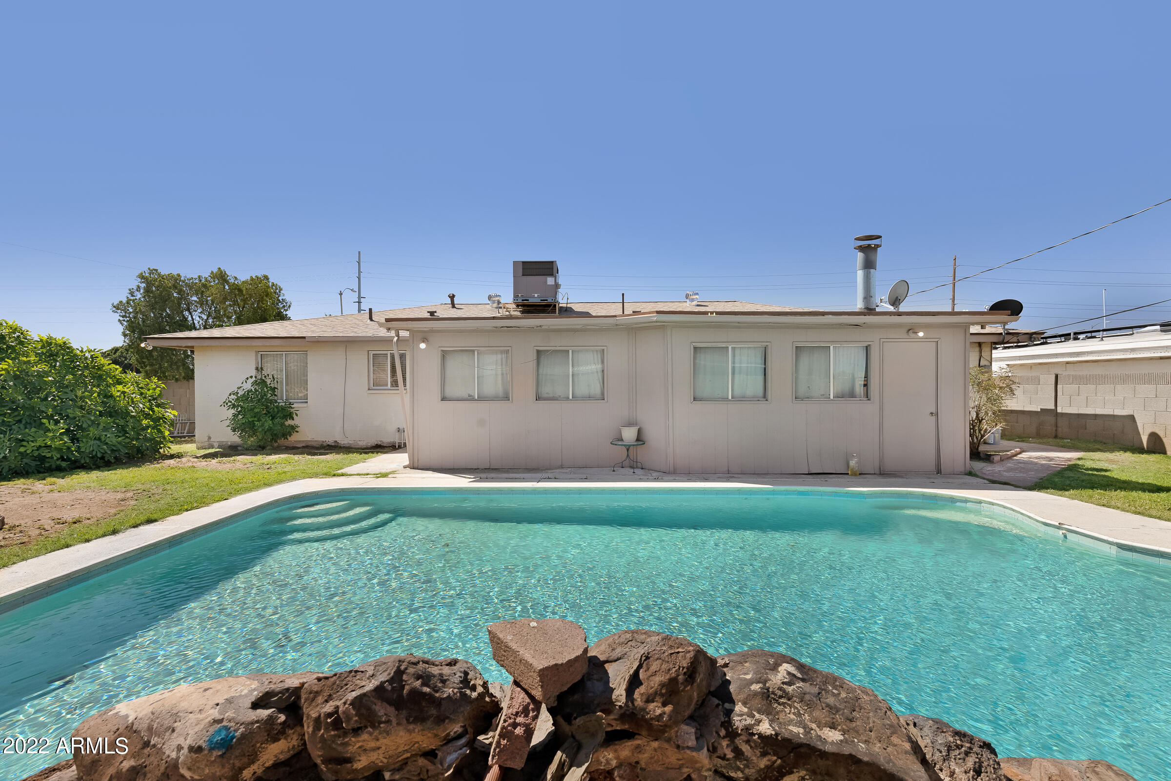3220 West Thunderbird Road Phoenix, AZ 85053 - Photo 20 of 23 3220 W Thunderbird Rd-29
