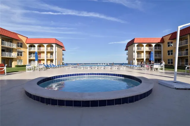 $4,500 | 3801 South Atlantic Avenue, Unit UT204, New Smyrna Beach, FL 32169