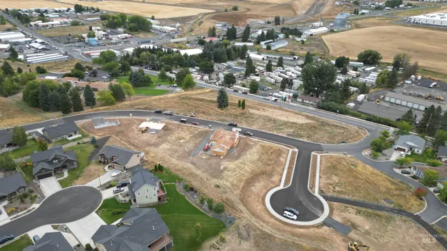 $160,000 | 1998 Ben Gifford Court, Moscow, ID 83843