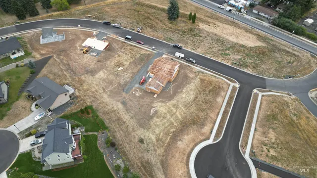 $160,000 | 1998 Ben Gifford Court, Moscow, ID 83843
