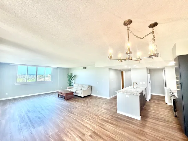 $2,150 | 1012-2a Guadalupe Street, Kerrville, TX 78028