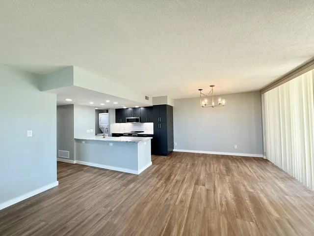 $2,150 | 1012-2a Guadalupe Street, Kerrville, TX 78028